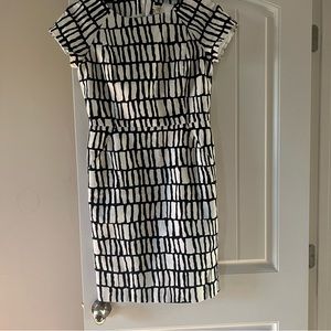 J. Crew Black And White Cotton Short Sleeves Dress Size 8
